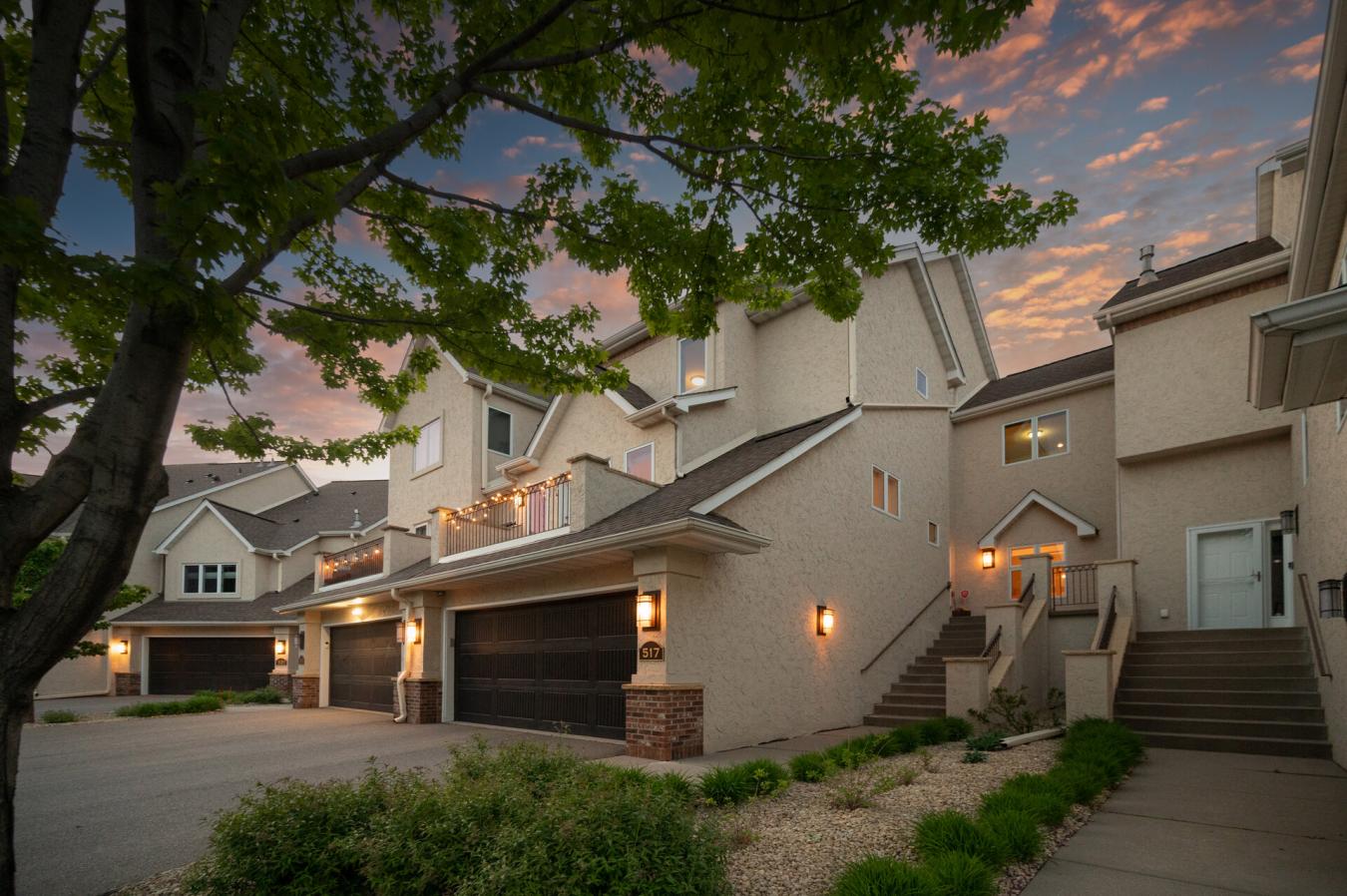 Minneapolis, Minnesota, 55401, United States, 4 Bedrooms Bedrooms, ,3 BathroomsBathrooms,Residential,For Sale,1907898