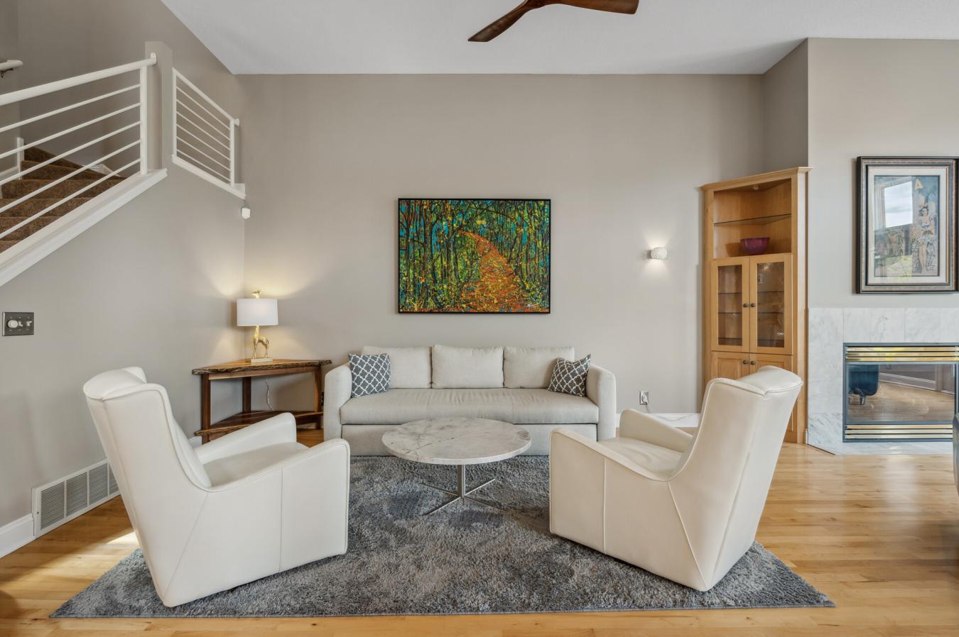 Minneapolis, Minnesota, 55401, United States, 4 Bedrooms Bedrooms, ,3 BathroomsBathrooms,Residential,For Sale,1907898
