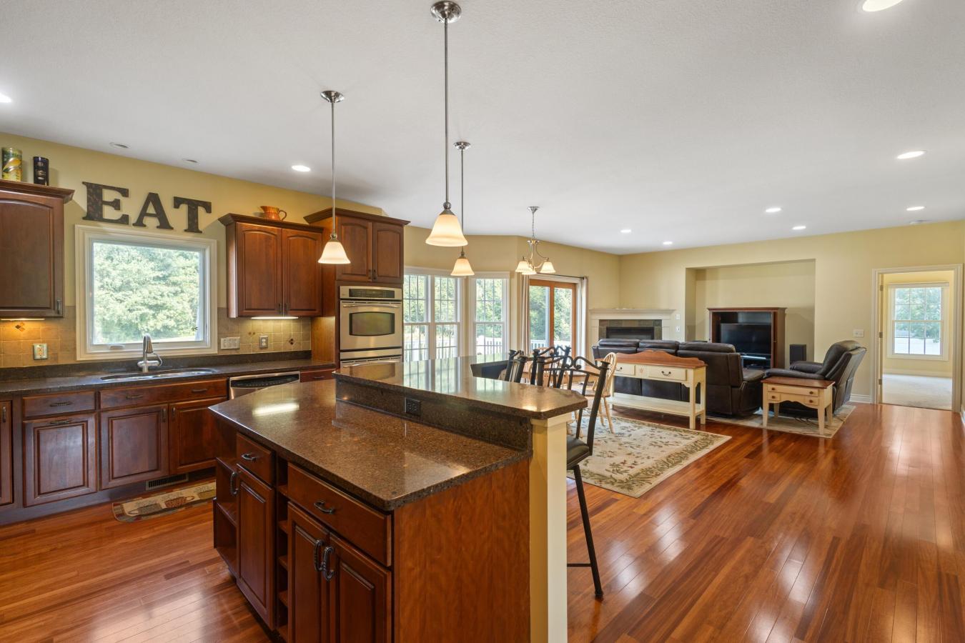 Kalamazoo, Kalamazoo, 49009, United States, 5 Bedrooms Bedrooms, ,3 BathroomsBathrooms,Residential,For Sale,1909011