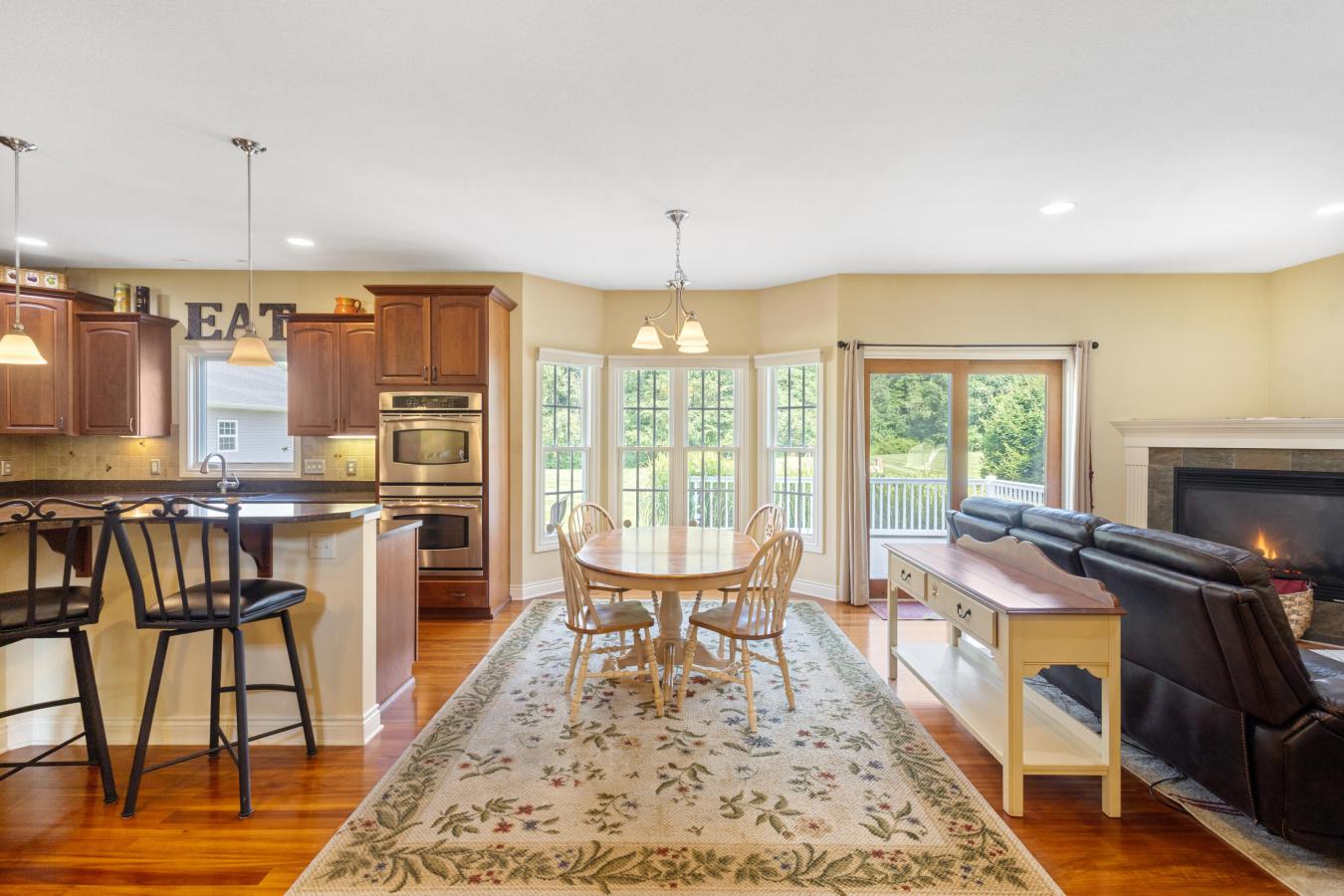 Kalamazoo, Kalamazoo, 49009, United States, 5 Bedrooms Bedrooms, ,3 BathroomsBathrooms,Residential,For Sale,1909011