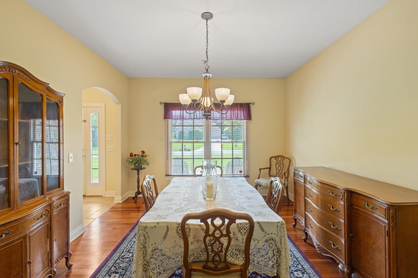 Kalamazoo, Kalamazoo, 49009, United States, 5 Bedrooms Bedrooms, ,3 BathroomsBathrooms,Residential,For Sale,1909011