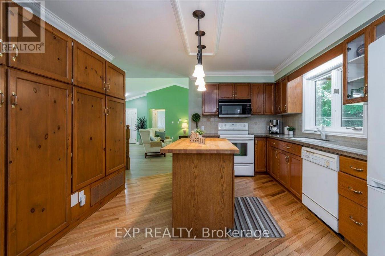 Penetanguishene, ON, L9M1Z6, Canada, ,Residential,For Sale,1909009