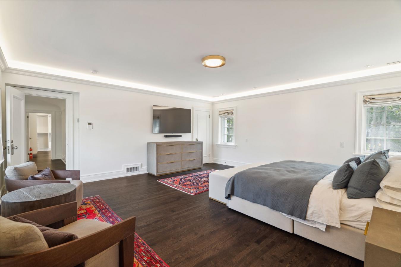 Toronto, ON, M3B 1Z8, Canada, ,7 BathroomsBathrooms,Residential,For Sale,1909008