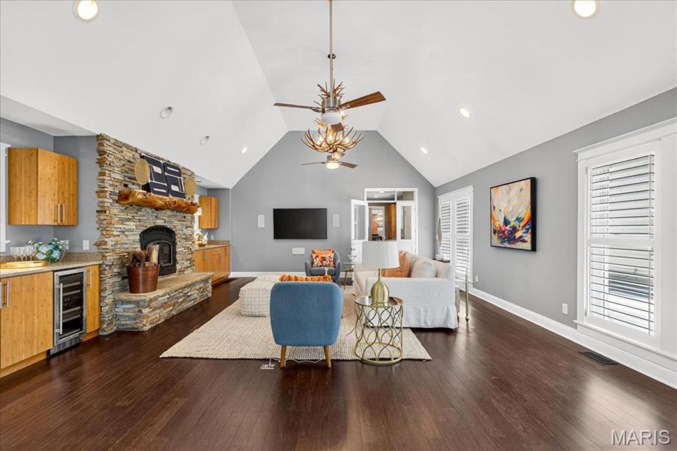 Brentwood, St. Louis, 63144, United States, 5 Bedrooms Bedrooms, ,4 BathroomsBathrooms,Residential,For Sale,1909006