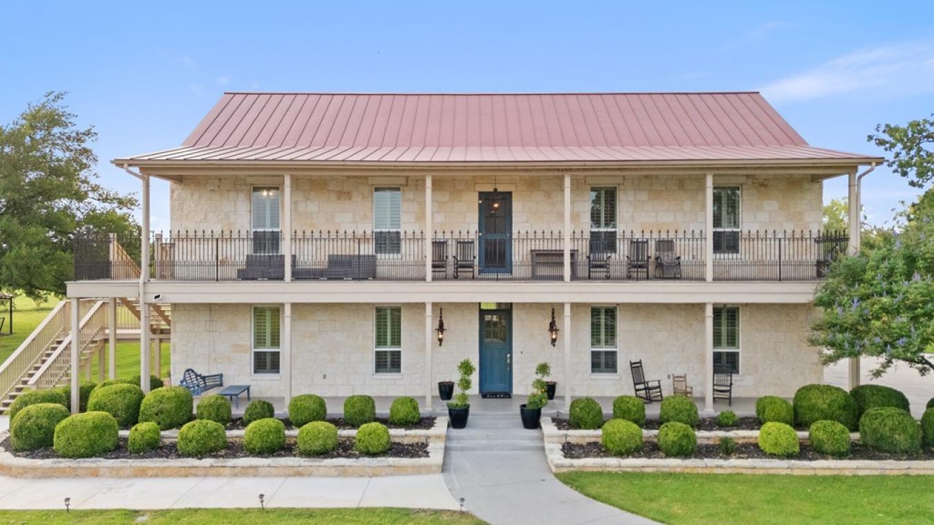 Fredericksburg, Gillespie, 78624, United States, 4 Bedrooms Bedrooms, ,4 BathroomsBathrooms,Residential,For Sale,1909004