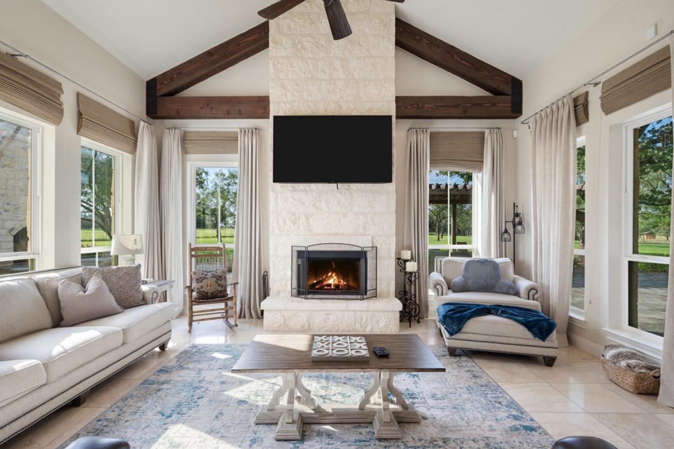 Fredericksburg, Gillespie, 78624, United States, 4 Bedrooms Bedrooms, ,4 BathroomsBathrooms,Residential,For Sale,1909004