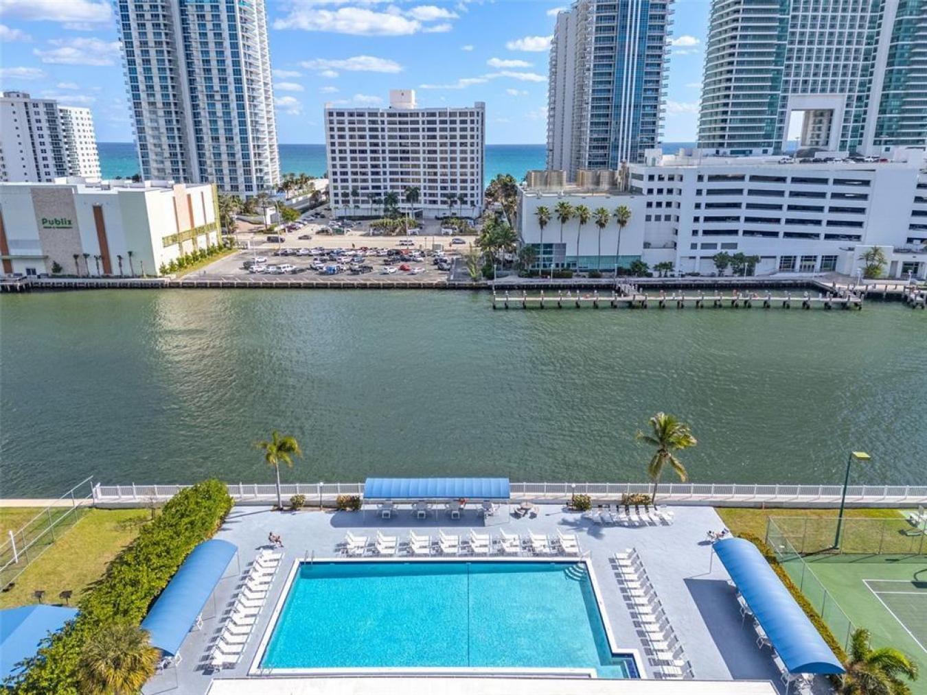400 Leslie Drive 402, Hallandale Beach, Broward, 33009, United States, 1 Bedroom Bedrooms, ,1 BathroomBathrooms,Residential,For Sale,400 Leslie Drive 402,F10507664