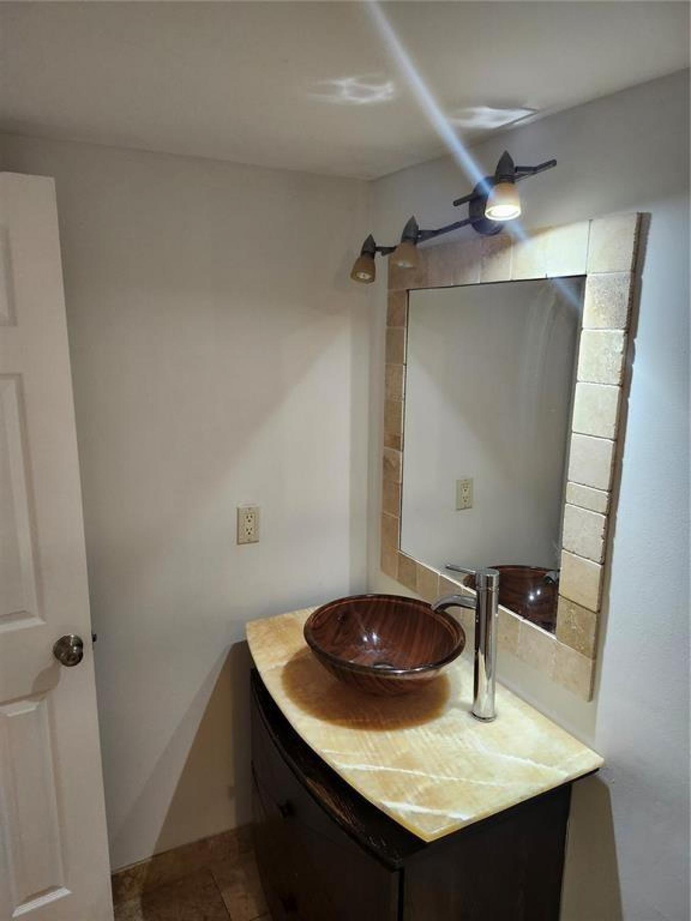 400 Leslie Drive 402, Hallandale Beach, Broward, 33009, United States, 1 Bedroom Bedrooms, ,1 BathroomBathrooms,Residential,For Sale,400 Leslie Drive 402,F10507664