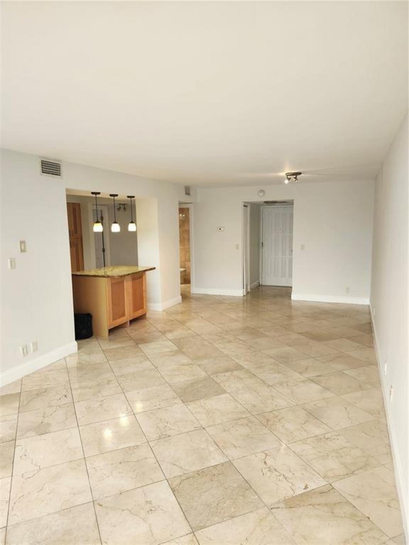 400 Leslie Drive 402, Hallandale Beach, Broward, 33009, United States, 1 Bedroom Bedrooms, ,1 BathroomBathrooms,Residential,For Sale,400 Leslie Drive 402,F10507664