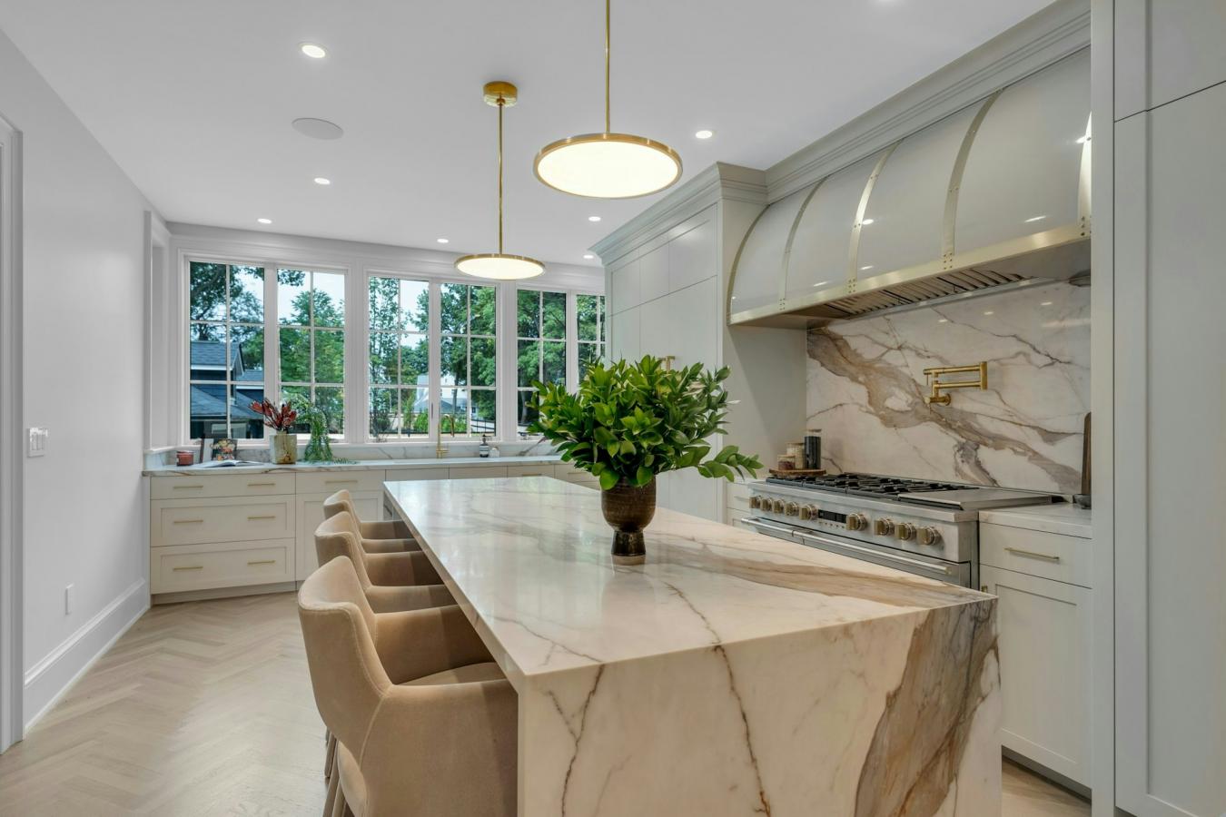 Montclair, New Jersey, 07043, United States, 6 Bedrooms Bedrooms, ,8 BathroomsBathrooms,Residential,For Sale,1964434