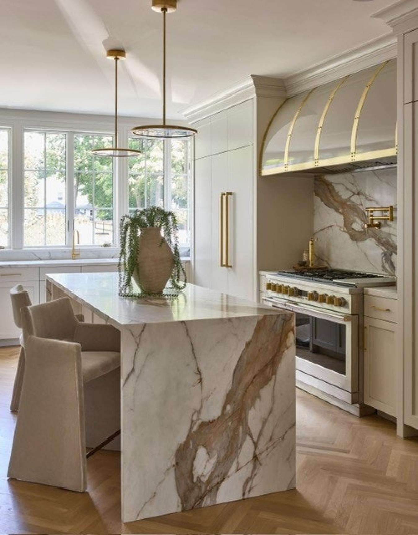 Montclair, New Jersey, 07043, United States, 6 Bedrooms Bedrooms, ,8 BathroomsBathrooms,Residential,For Sale,1964434