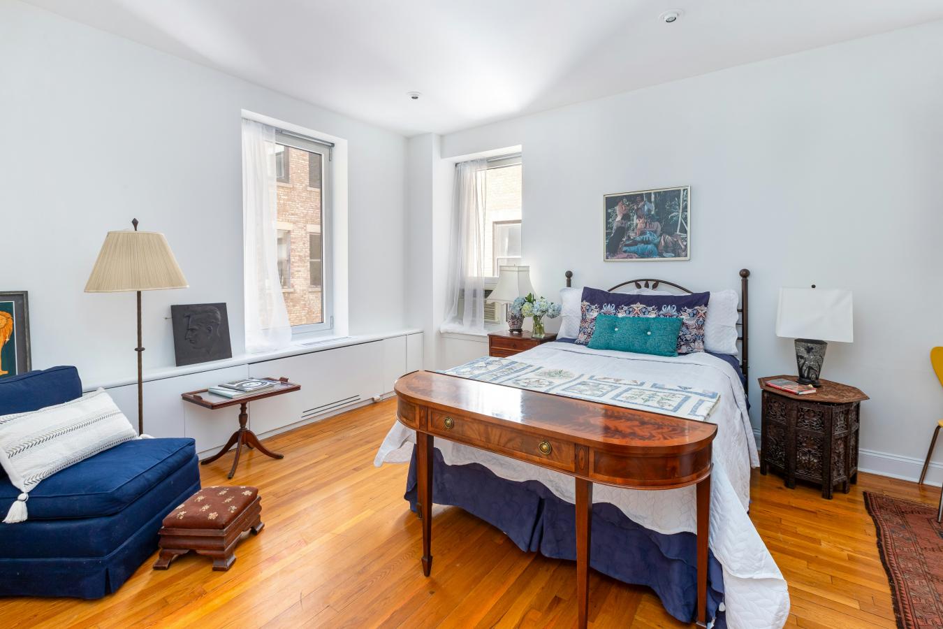 New York, New York, 10024, United States, 3 Bedrooms Bedrooms, ,2 BathroomsBathrooms,Residential,For Sale,1908984