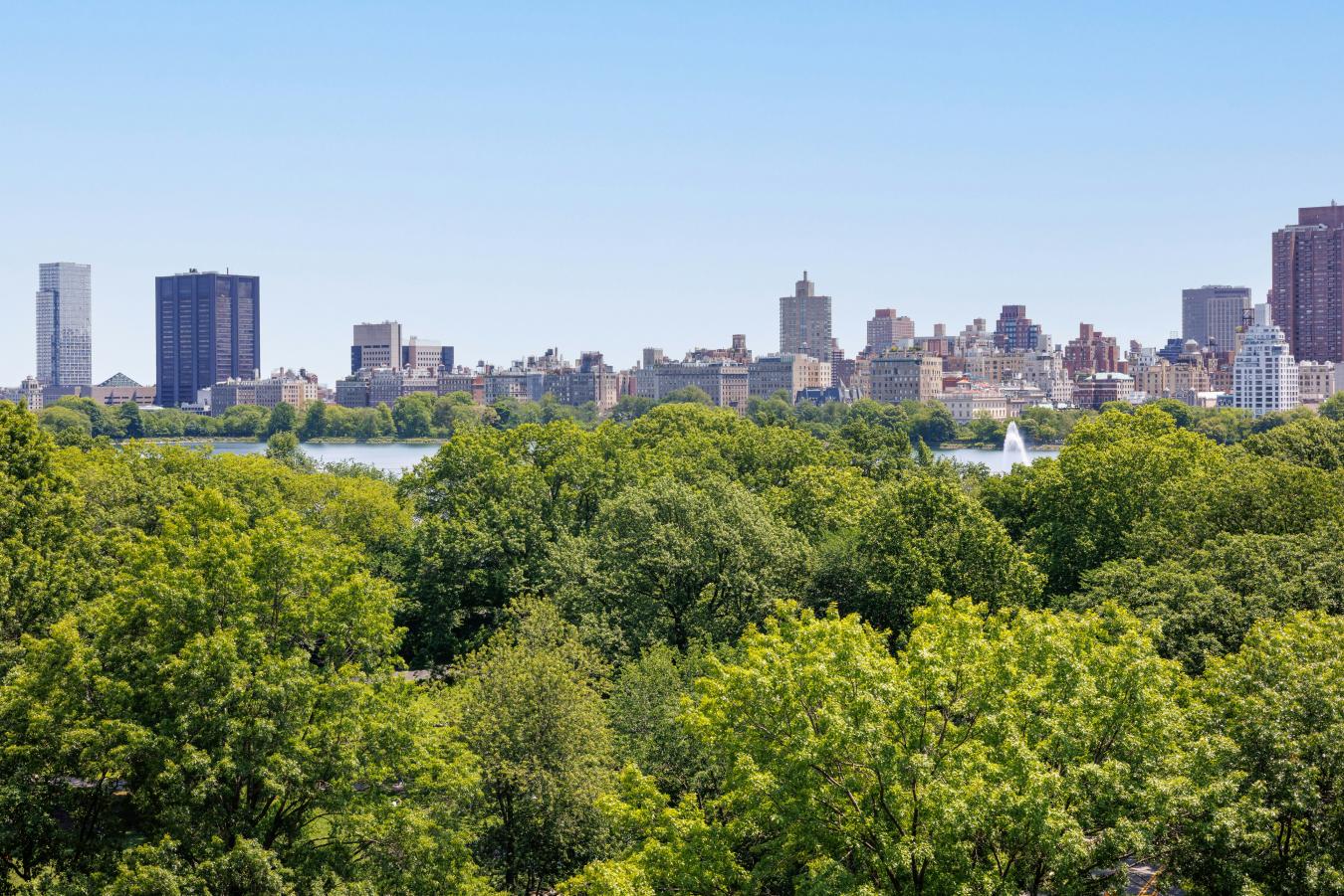New York, New York, 10024, United States, 3 Bedrooms Bedrooms, ,2 BathroomsBathrooms,Residential,For Sale,1908984