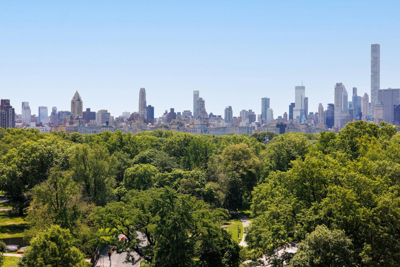 New York, New York, 10024, United States, 3 Bedrooms Bedrooms, ,2 BathroomsBathrooms,Residential,For Sale,1908984