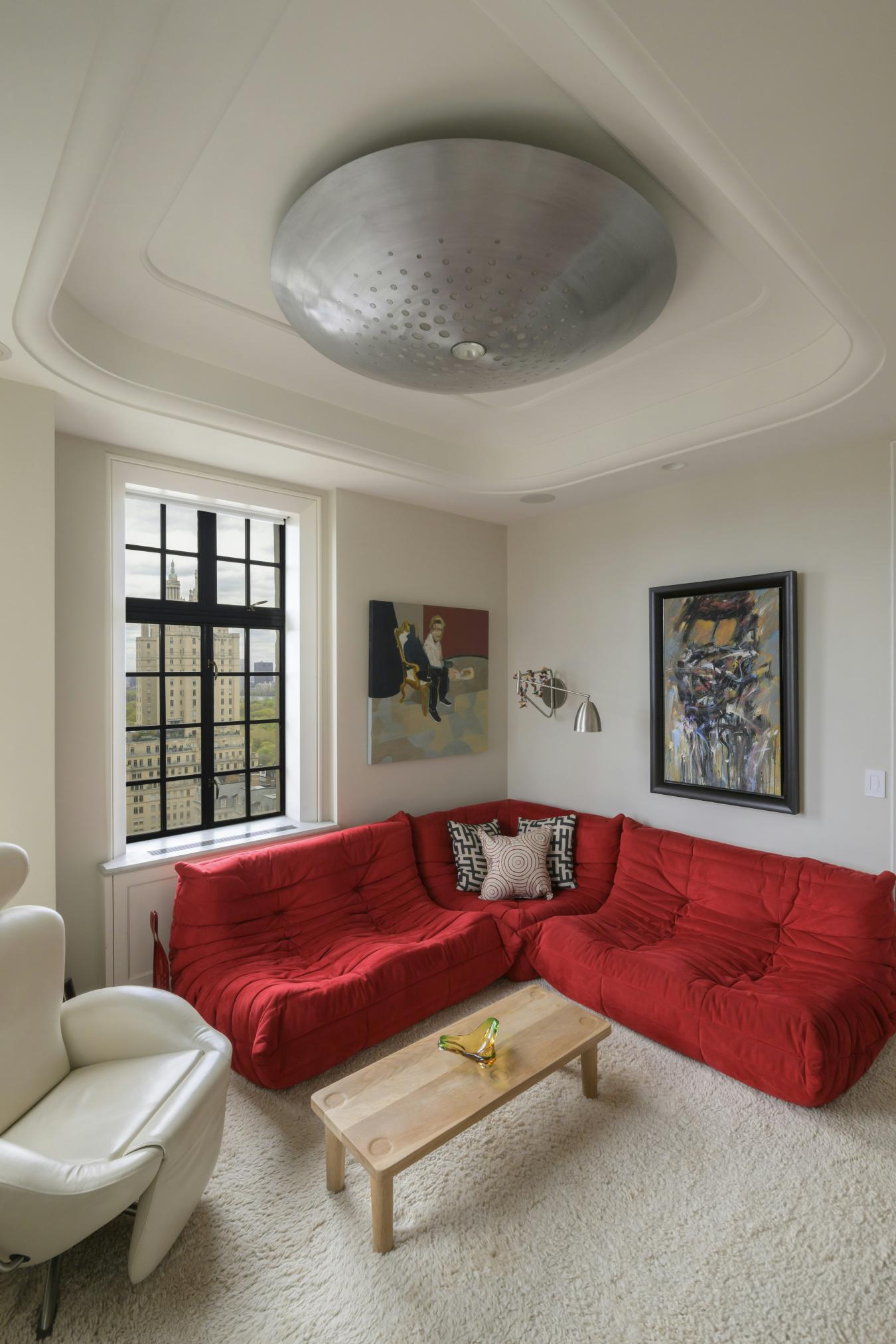 New York, New York, 10023, United States, 3 Bedrooms Bedrooms, ,2 BathroomsBathrooms,Residential,For Sale,1908983