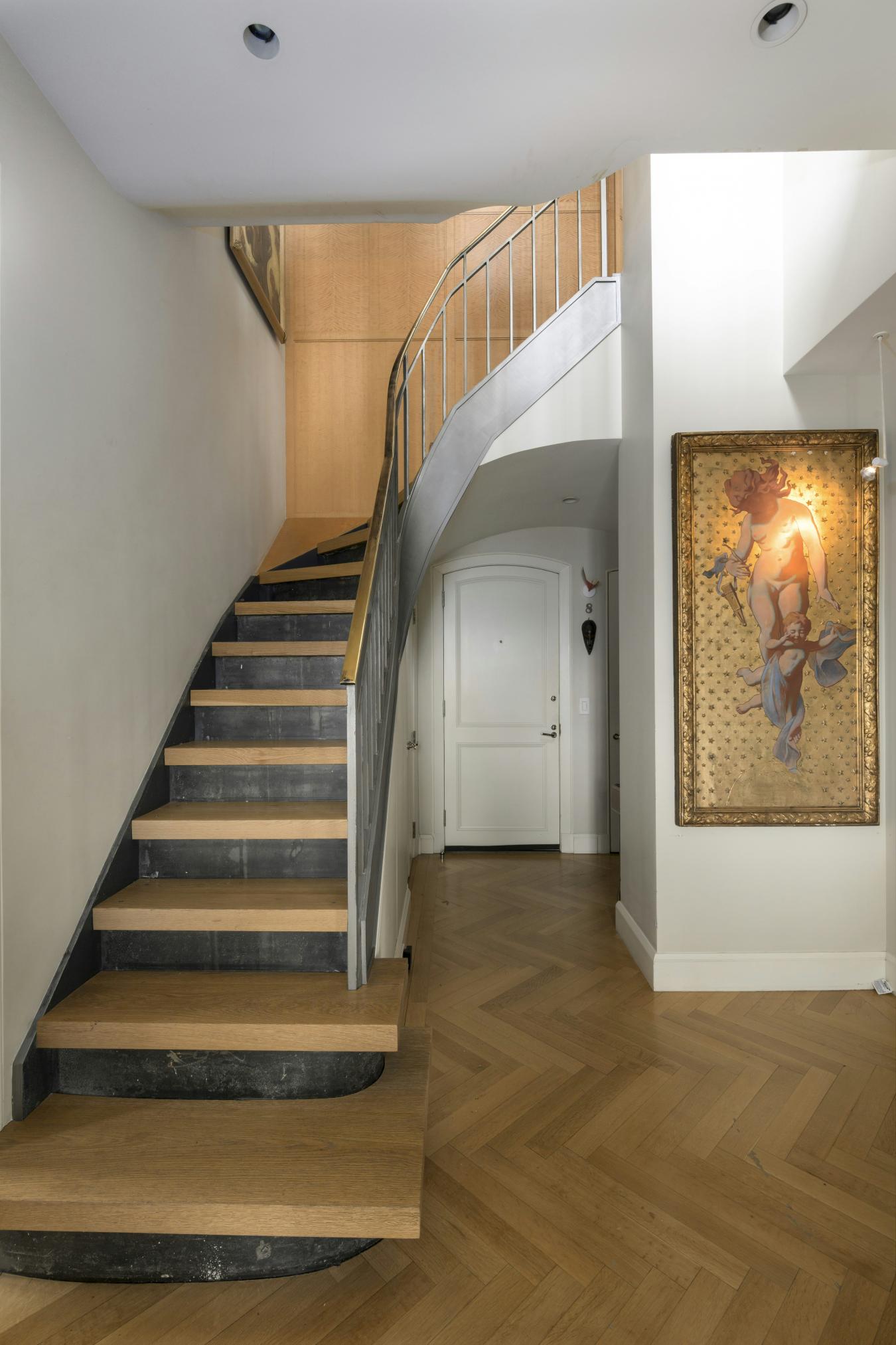 New York, New York, 10023, United States, 3 Bedrooms Bedrooms, ,2 BathroomsBathrooms,Residential,For Sale,1908983