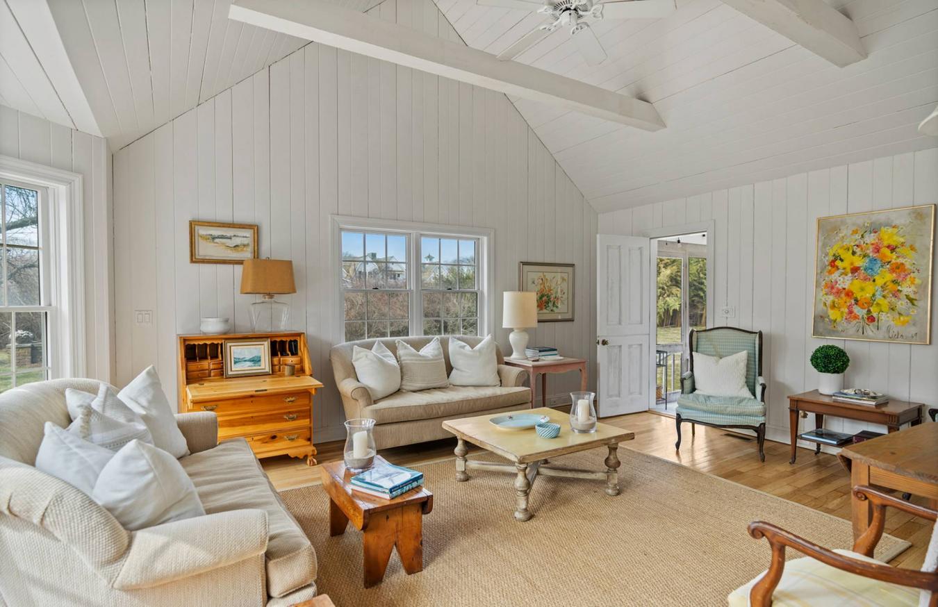 Village of Quogue, New York, 11959, United States, 5 Bedrooms Bedrooms, ,4 BathroomsBathrooms,Residential,For Sale,1908981