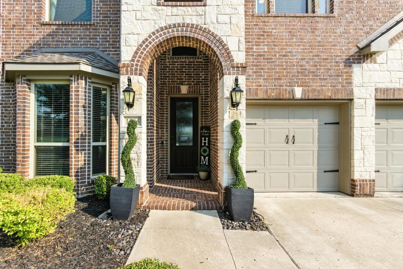 Little Elm, Texas, 75068, United States, 5 Bedrooms Bedrooms, ,4 BathroomsBathrooms,Residential,For Sale,1912971