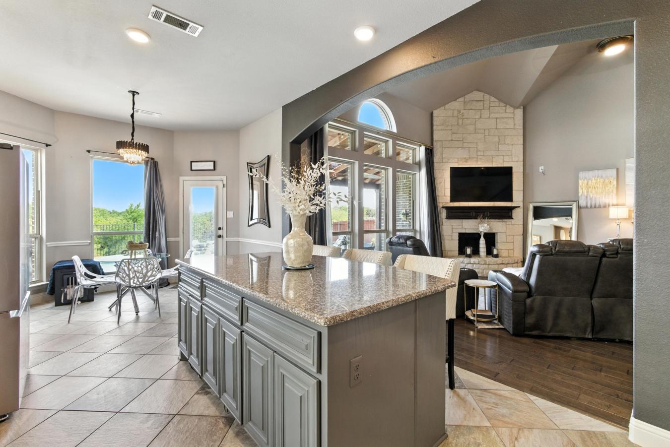 Little Elm, Texas, 75068, United States, 5 Bedrooms Bedrooms, ,4 BathroomsBathrooms,Residential,For Sale,1912971