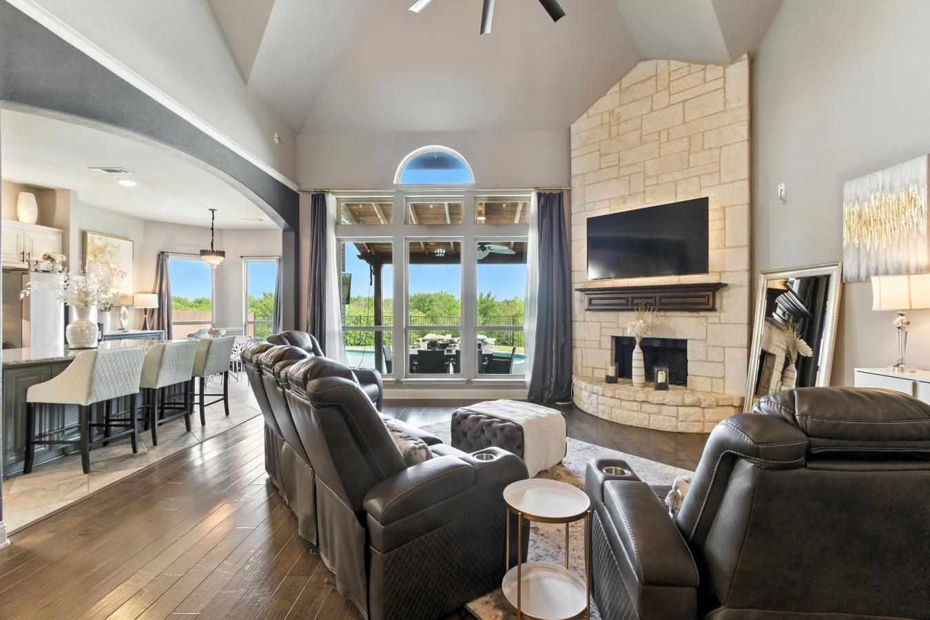 Little Elm, Texas, 75068, United States, 5 Bedrooms Bedrooms, ,4 BathroomsBathrooms,Residential,For Sale,1912971