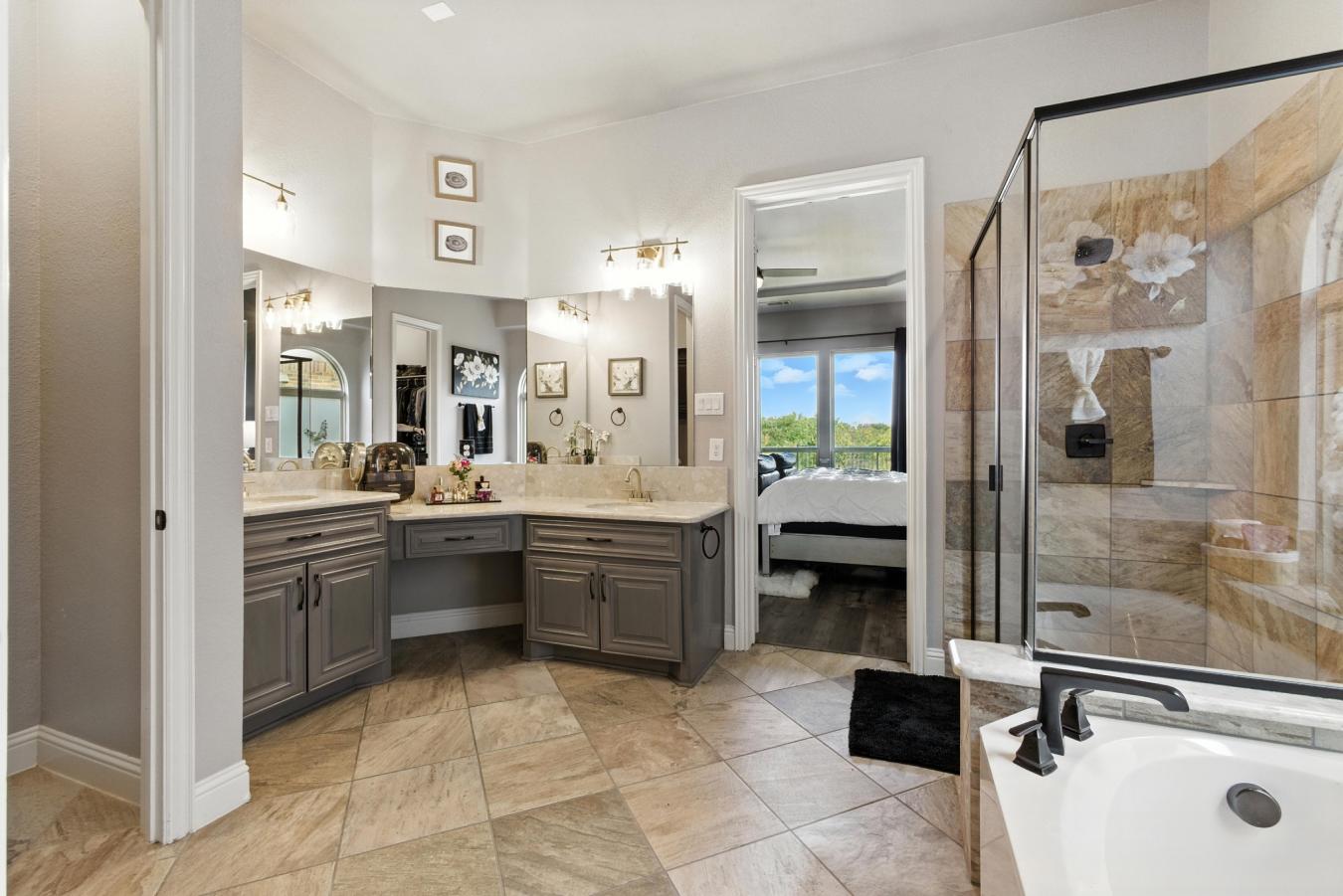 Little Elm, Texas, 75068, United States, 5 Bedrooms Bedrooms, ,4 BathroomsBathrooms,Residential,For Sale,1912971