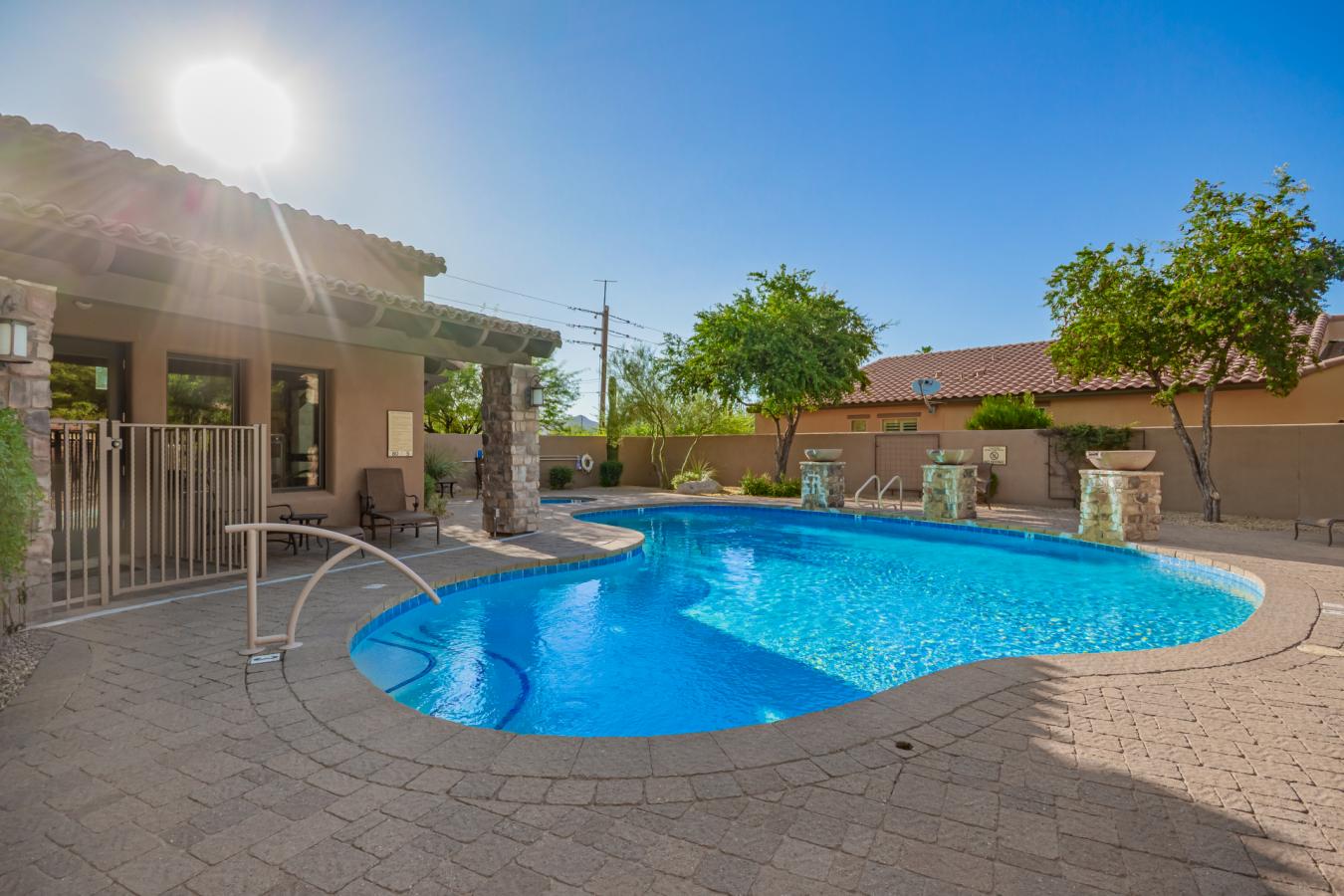 Cave Creek, Arizona (AZ), 85331, United States, 2 Bedrooms Bedrooms, ,2 BathroomsBathrooms,Residential,For Sale,1909775