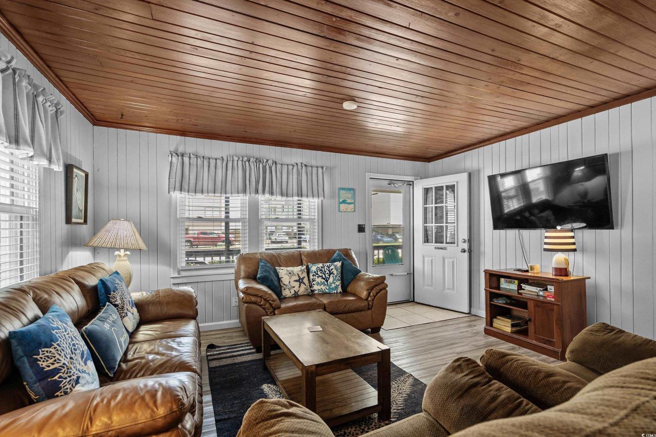 North Myrtle Beach, Horry, 29582, United States, 8 Bedrooms Bedrooms, ,5 BathroomsBathrooms,Residential,For Sale,1909774