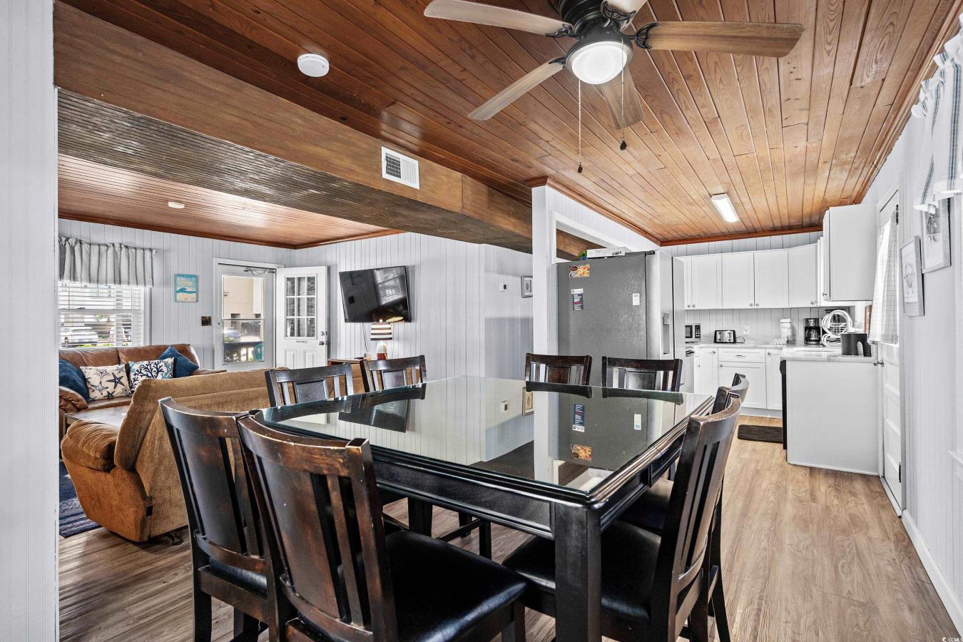 North Myrtle Beach, Horry, 29582, United States, 8 Bedrooms Bedrooms, ,5 BathroomsBathrooms,Residential,For Sale,1909774