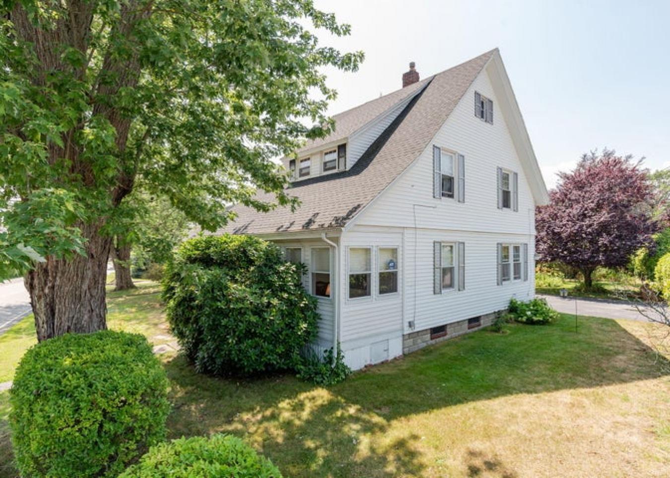 South Portland, Cumberland, 04106, United States, 3 Bedrooms Bedrooms, ,1 BathroomBathrooms,Residential,For Sale,1909770