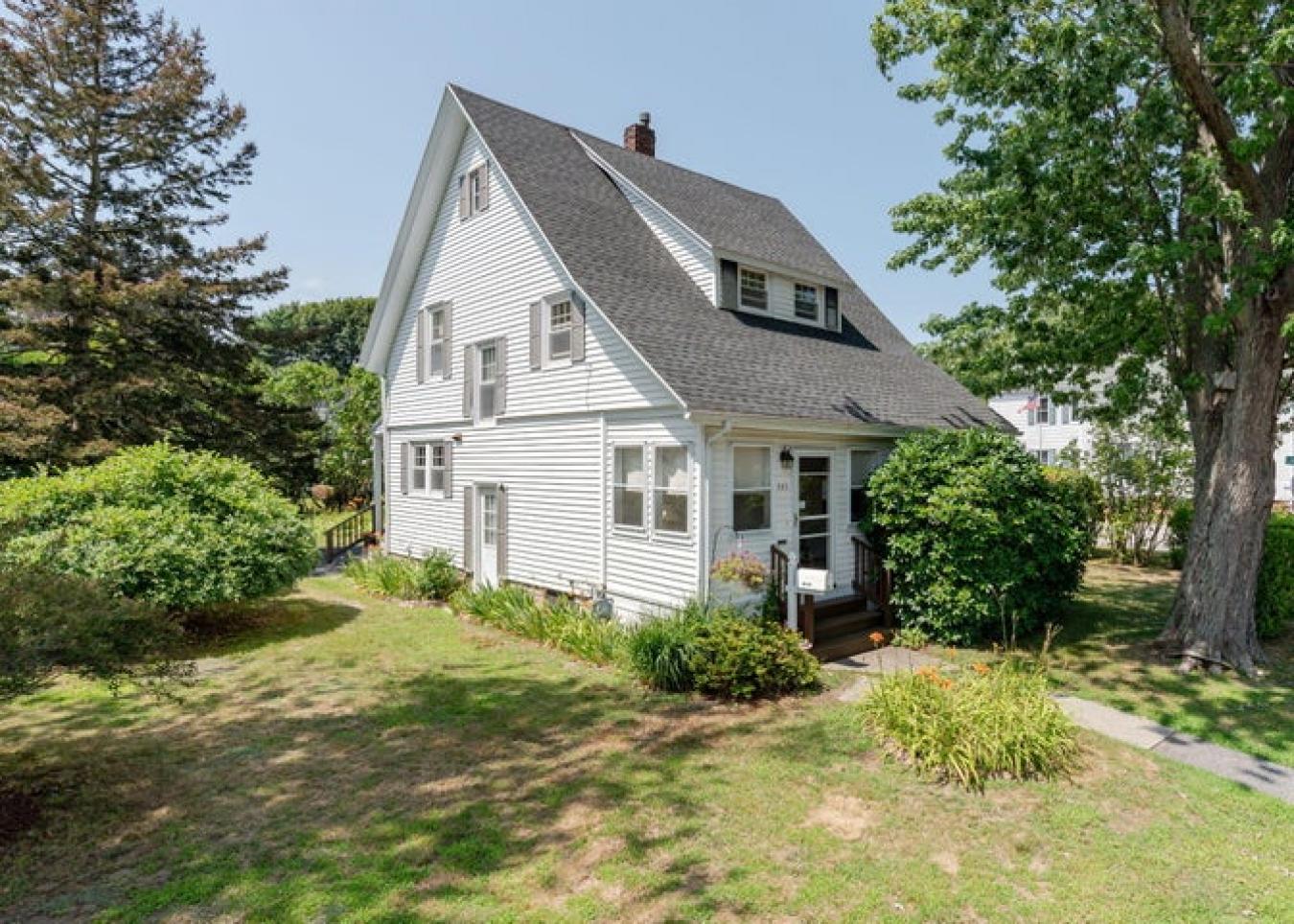 South Portland, Cumberland, 04106, United States, 3 Bedrooms Bedrooms, ,1 BathroomBathrooms,Residential,For Sale,1909770