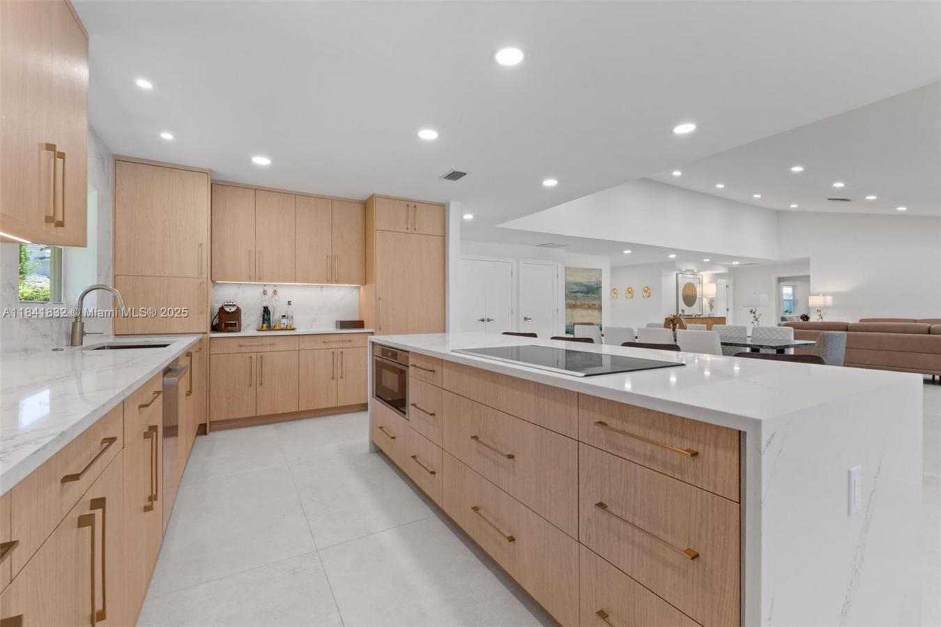 DELRAY BEACH, Palm Beach County, 33445, United States, 5 Bedrooms Bedrooms, ,4 BathroomsBathrooms,Residential,For Sale,1908972