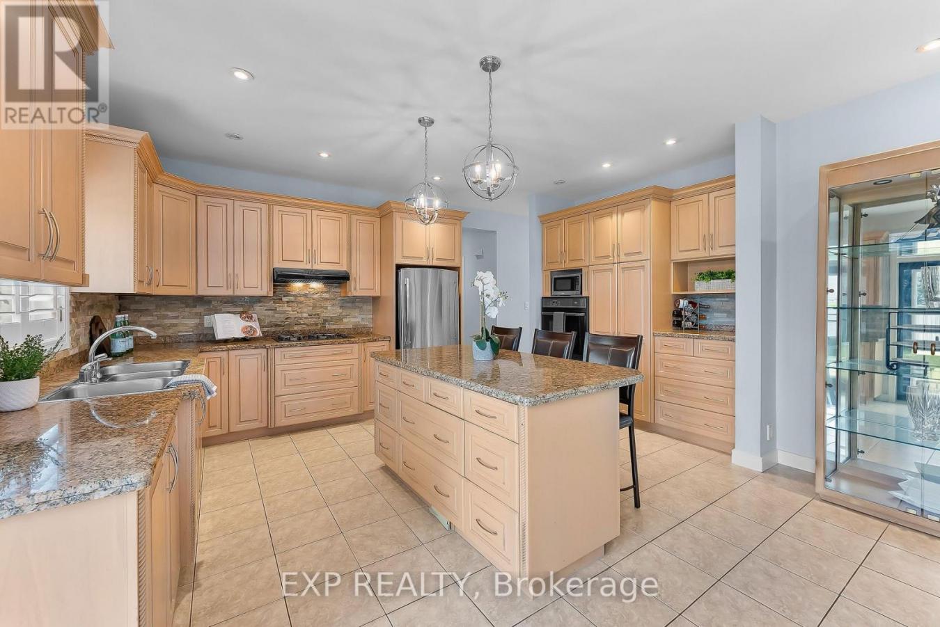 Niagara Falls, Ontario (ON), L2H2Z3, Canada, 4 Bedrooms Bedrooms, ,2 BathroomsBathrooms,Residential,For Sale,1909769