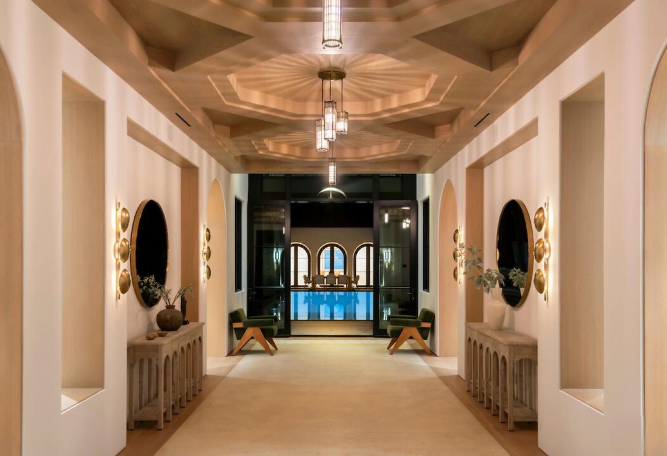 Beverly Hills, California, 90210, United States, 9 Bedrooms Bedrooms, ,14 BathroomsBathrooms,Residential,For Sale,1912970