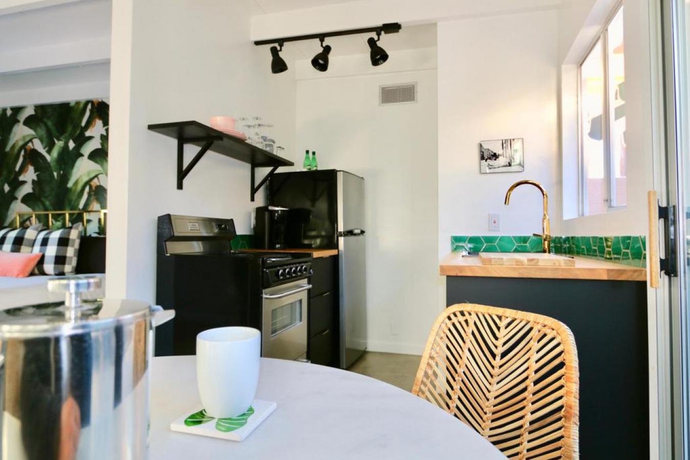 Palm Springs, Riverside, 92264, United States, 9 Bedrooms Bedrooms, ,9 BathroomsBathrooms,Residential,For Sale,1909766