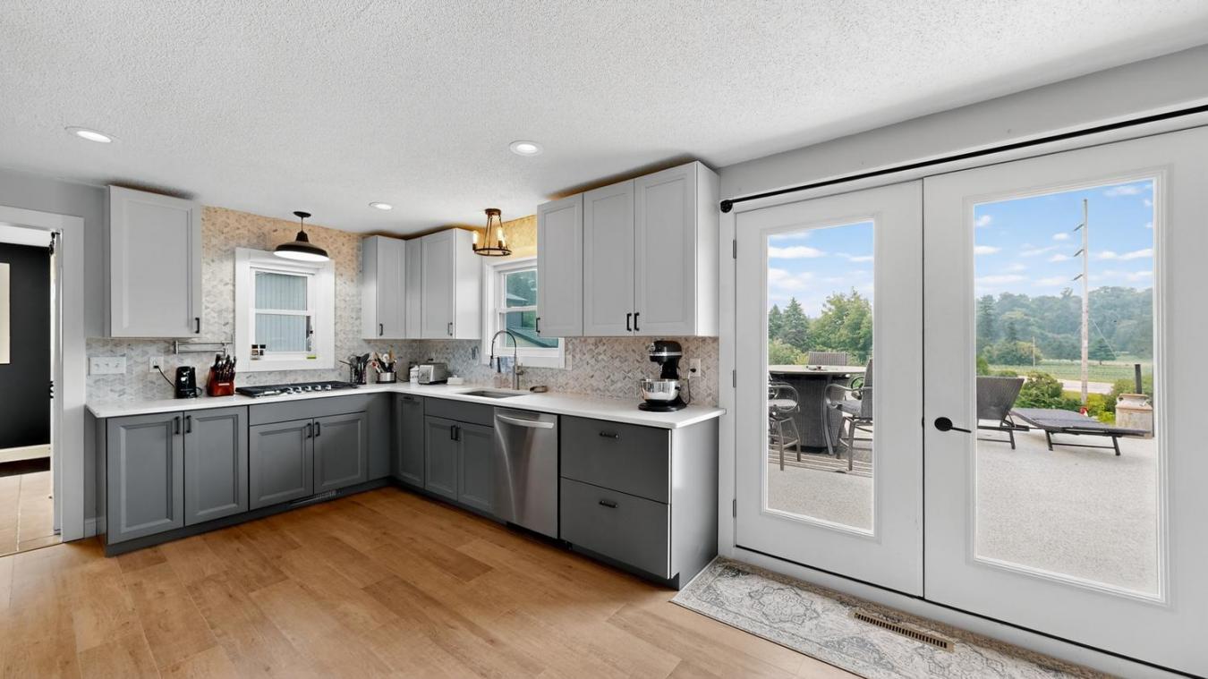 Elgin Twp, Wabasha, 55932, United States, 3 Bedrooms Bedrooms, ,2 BathroomsBathrooms,Residential,For Sale,1910068