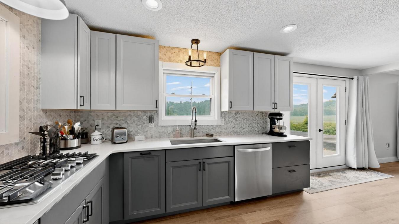 Elgin Twp, Wabasha, 55932, United States, 3 Bedrooms Bedrooms, ,2 BathroomsBathrooms,Residential,For Sale,1910068