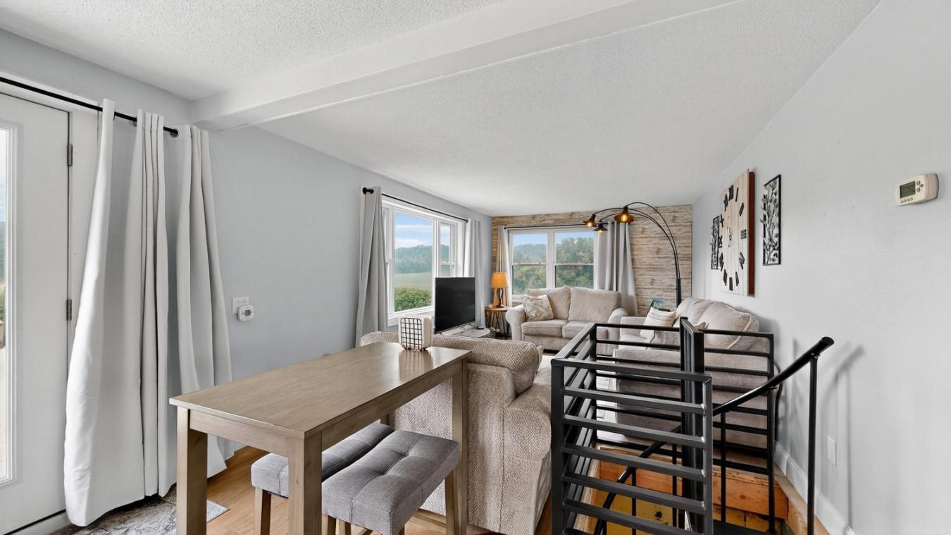 Elgin Twp, Wabasha, 55932, United States, 3 Bedrooms Bedrooms, ,2 BathroomsBathrooms,Residential,For Sale,1910068