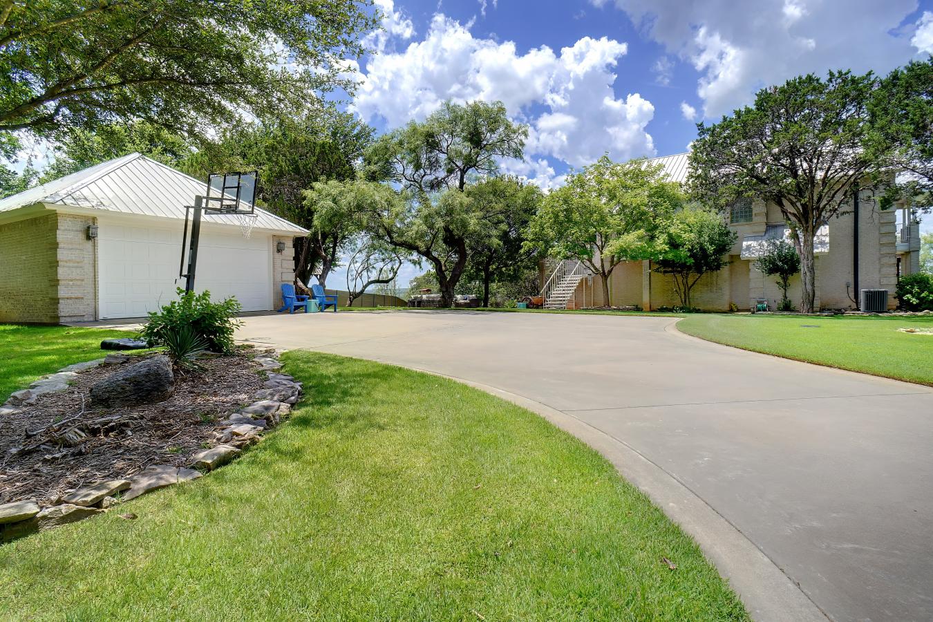 Graford, Palo Pinto, 76449, United States, 4 Bedrooms Bedrooms, ,3 BathroomsBathrooms,Residential,For Sale,1908970