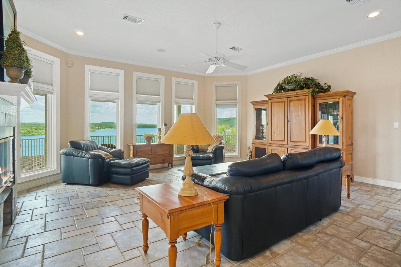 Graford, Palo Pinto, 76449, United States, 4 Bedrooms Bedrooms, ,3 BathroomsBathrooms,Residential,For Sale,1908970