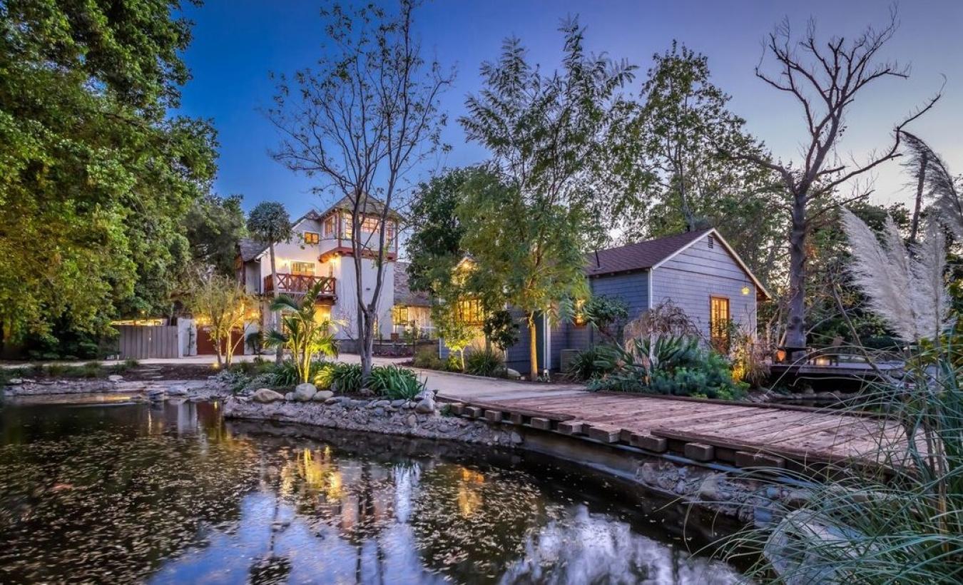 Encino, California, 91316, United States, 12 Bedrooms Bedrooms, ,17 BathroomsBathrooms,Residential,For Sale,1908969