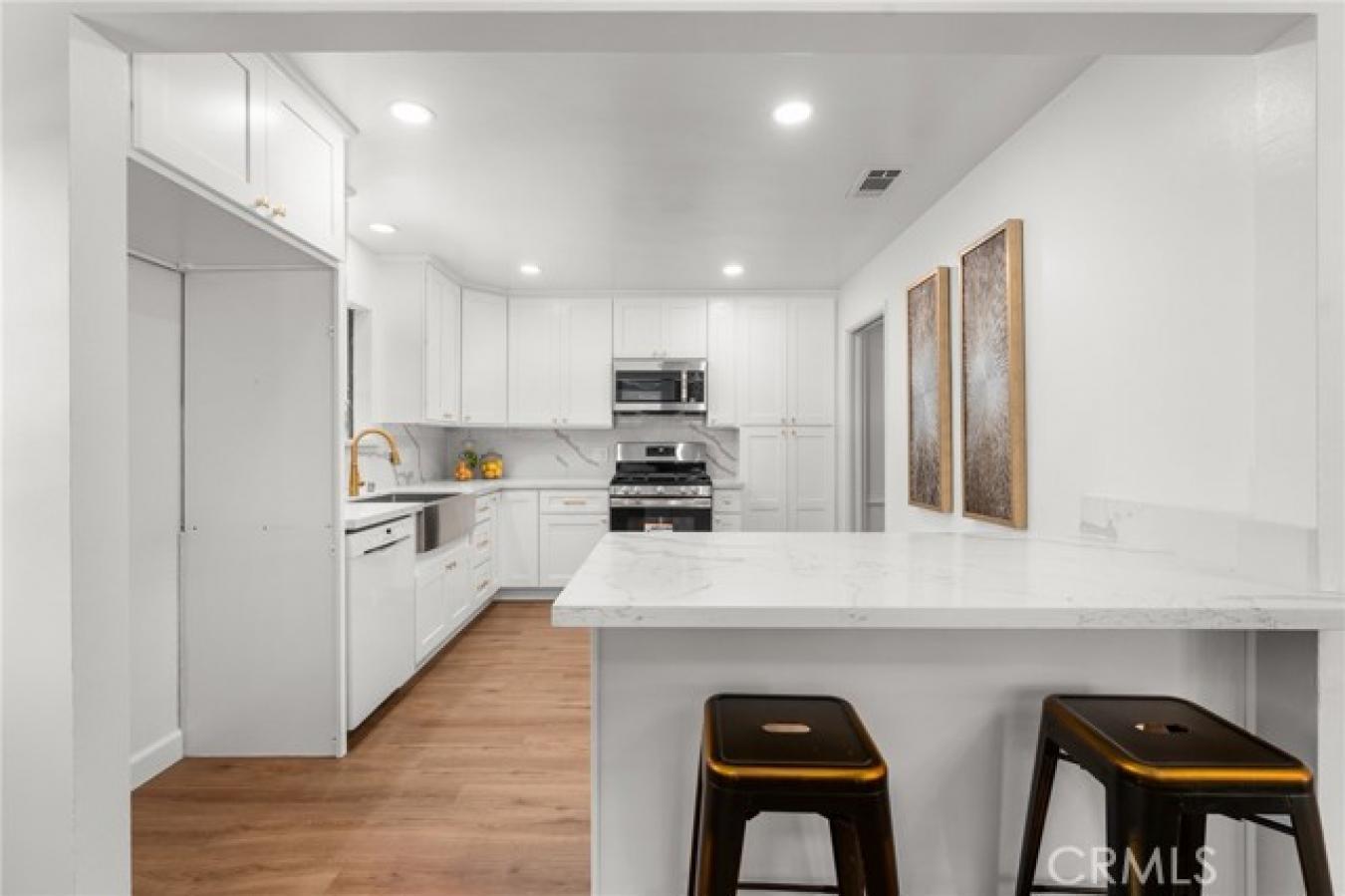 Redlands, San Bernardino, 92374, United States, 4 Bedrooms Bedrooms, ,2 BathroomsBathrooms,Residential,For Sale,1909763