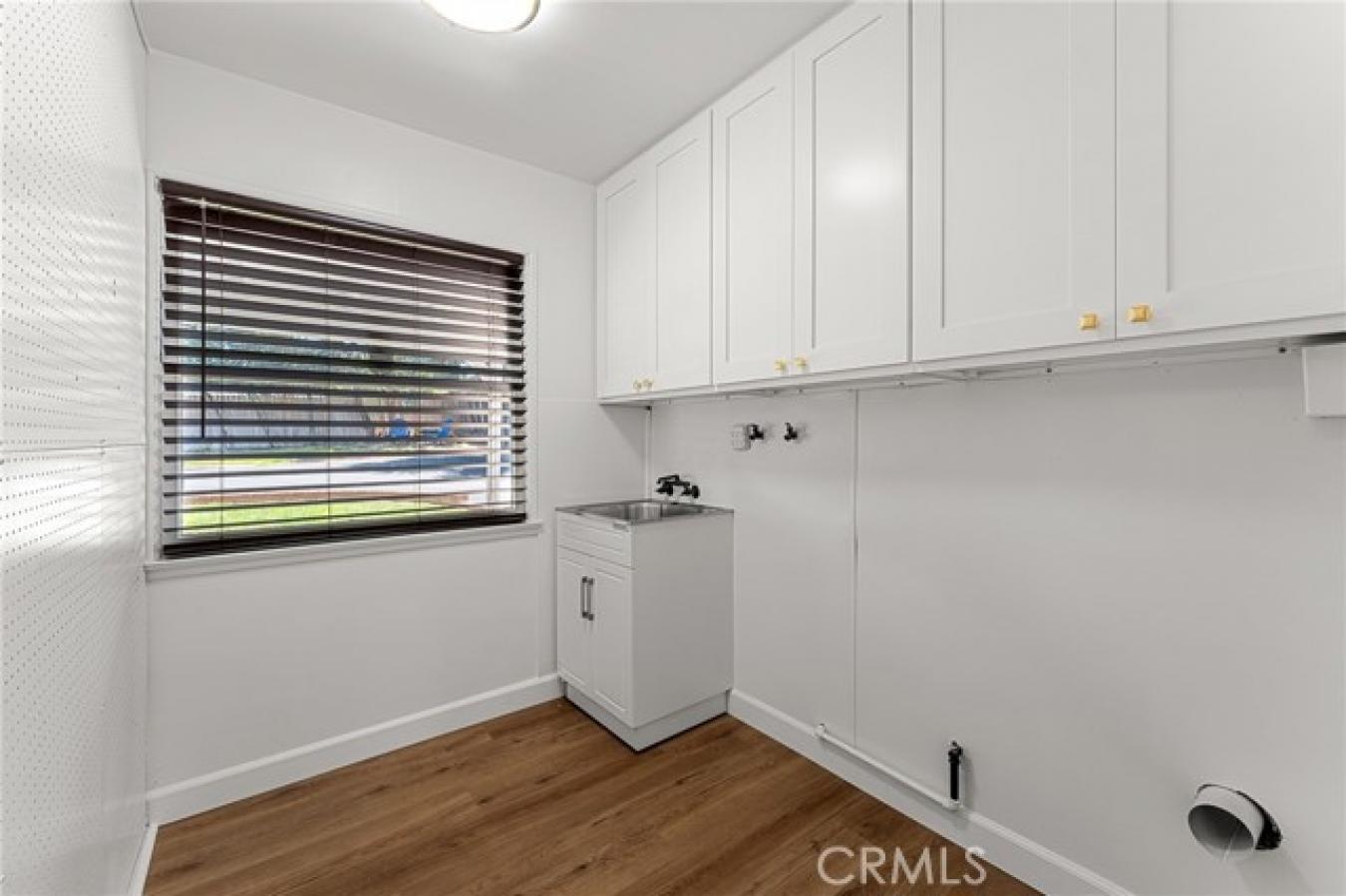 Redlands, San Bernardino, 92374, United States, 4 Bedrooms Bedrooms, ,2 BathroomsBathrooms,Residential,For Sale,1909763