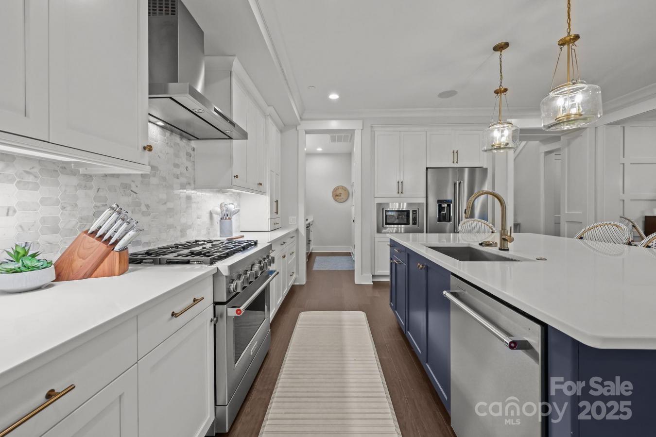 Concord, Cabarrus, 28027, United States, 5 Bedrooms Bedrooms, ,4 BathroomsBathrooms,Residential,For Sale,1909759