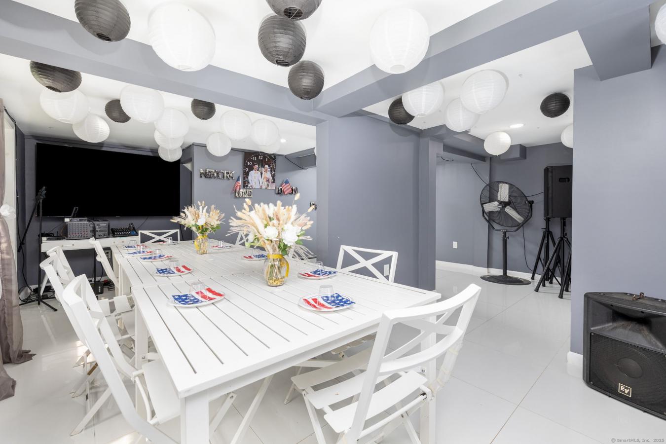 Wethersfield, Hartford, 06109, United States, 5 Bedrooms Bedrooms, ,4 BathroomsBathrooms,Residential,For Sale,1909757