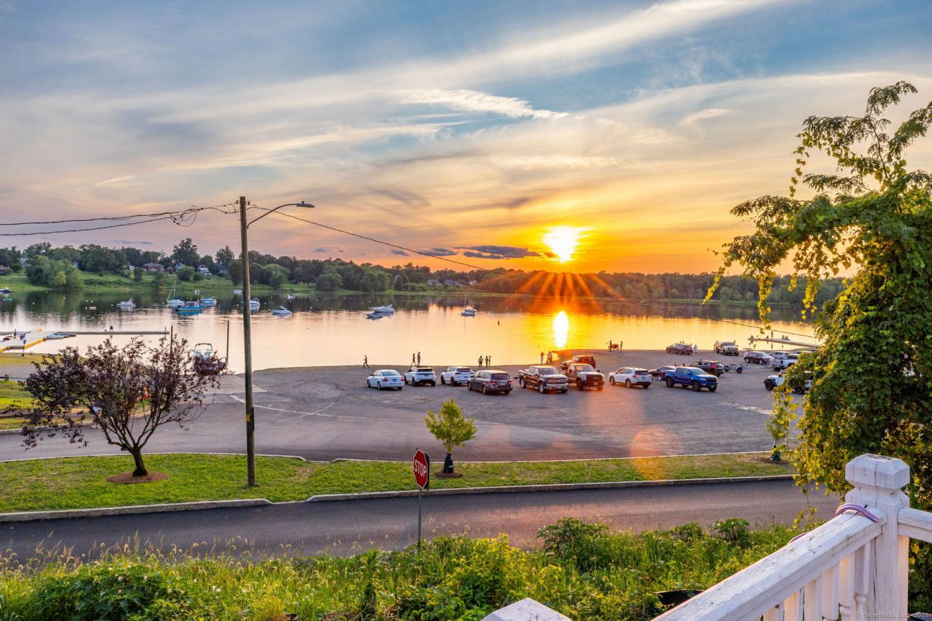 Wethersfield, Hartford, 06109, United States, 5 Bedrooms Bedrooms, ,4 BathroomsBathrooms,Residential,For Sale,1909757