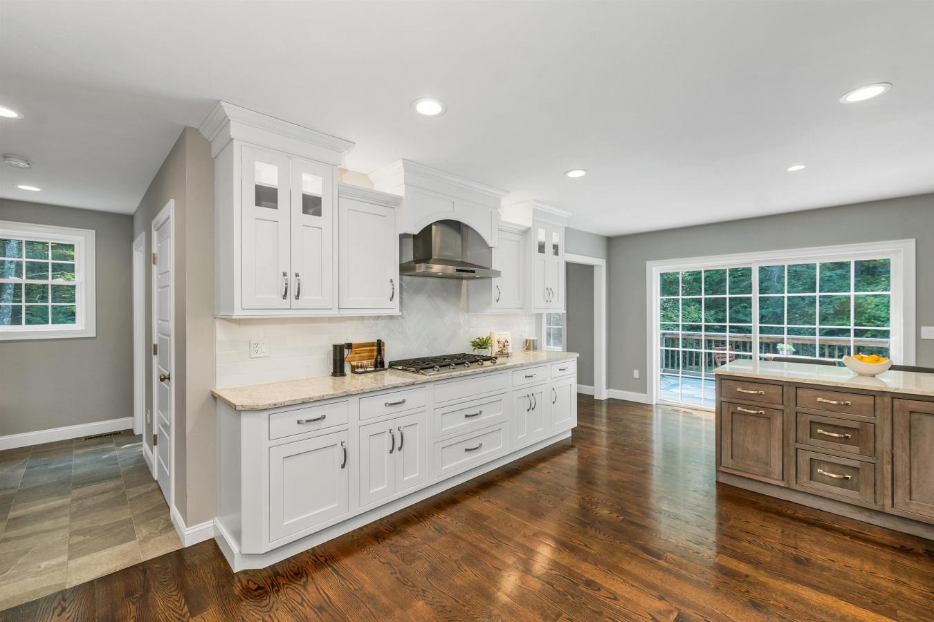 Amherst, Hillsborough, 03031, United States, 4 Bedrooms Bedrooms, ,3 BathroomsBathrooms,Residential,For Sale,1912969