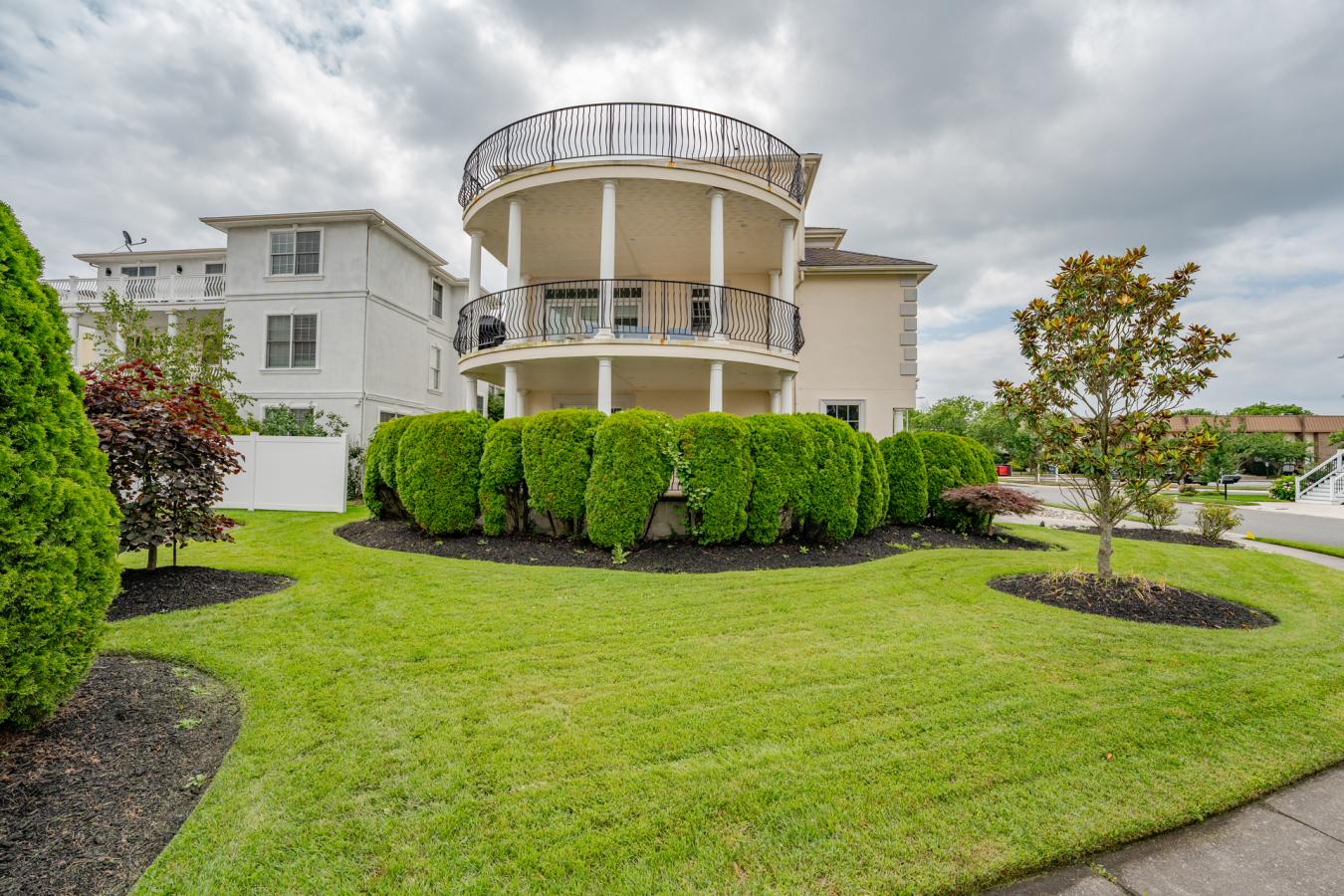 Ventnor, New Jersey, 08406, United States, 5 Bedrooms Bedrooms, ,4 BathroomsBathrooms,Residential,For Sale,1909756