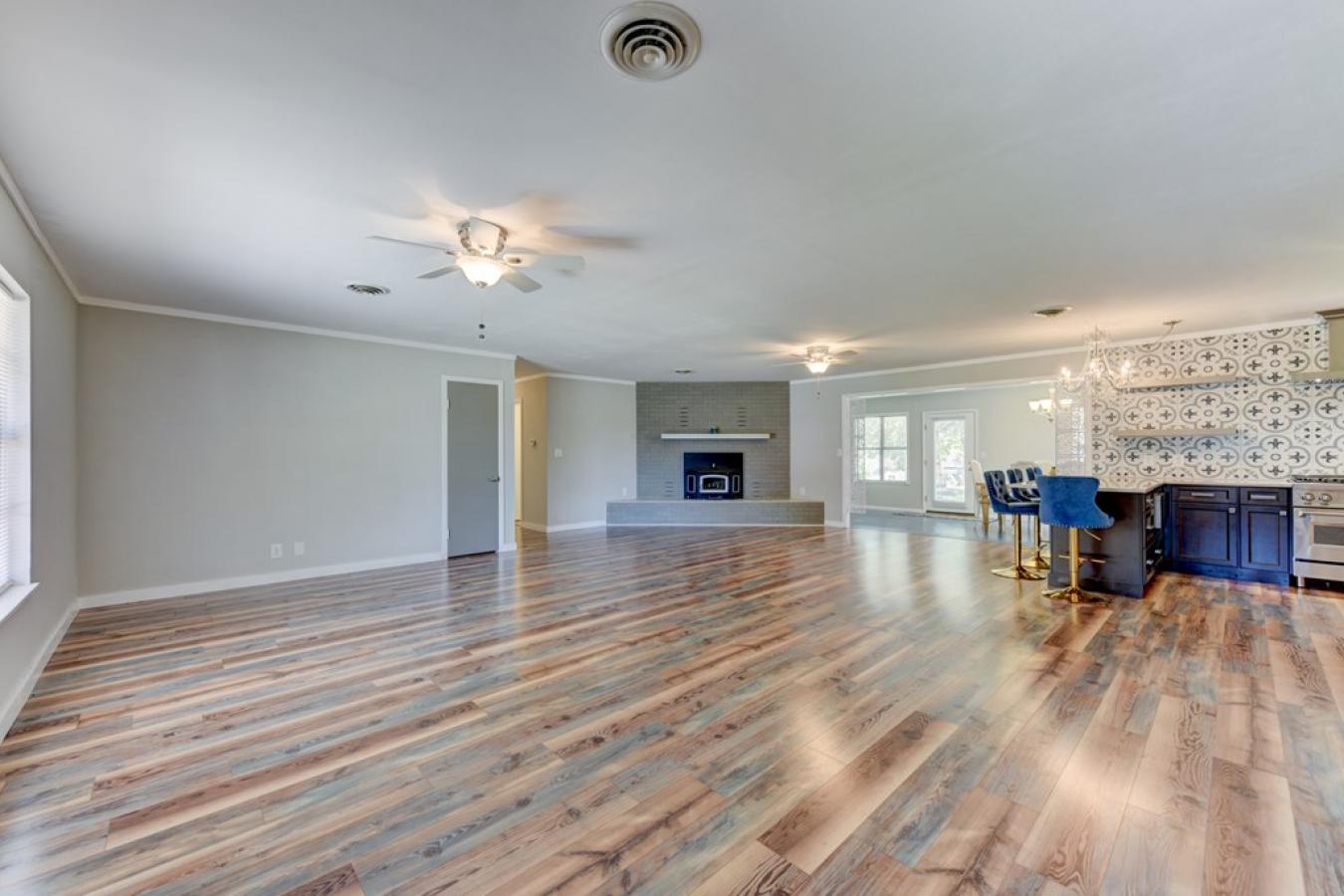 Fredericksburg, Gillespie, 78624, United States, 3 Bedrooms Bedrooms, ,2 BathroomsBathrooms,Residential,For Sale,1910067