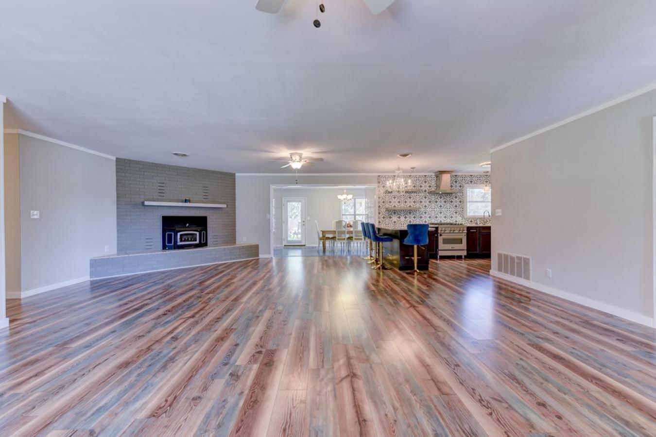 Fredericksburg, Gillespie, 78624, United States, 3 Bedrooms Bedrooms, ,2 BathroomsBathrooms,Residential,For Sale,1910067