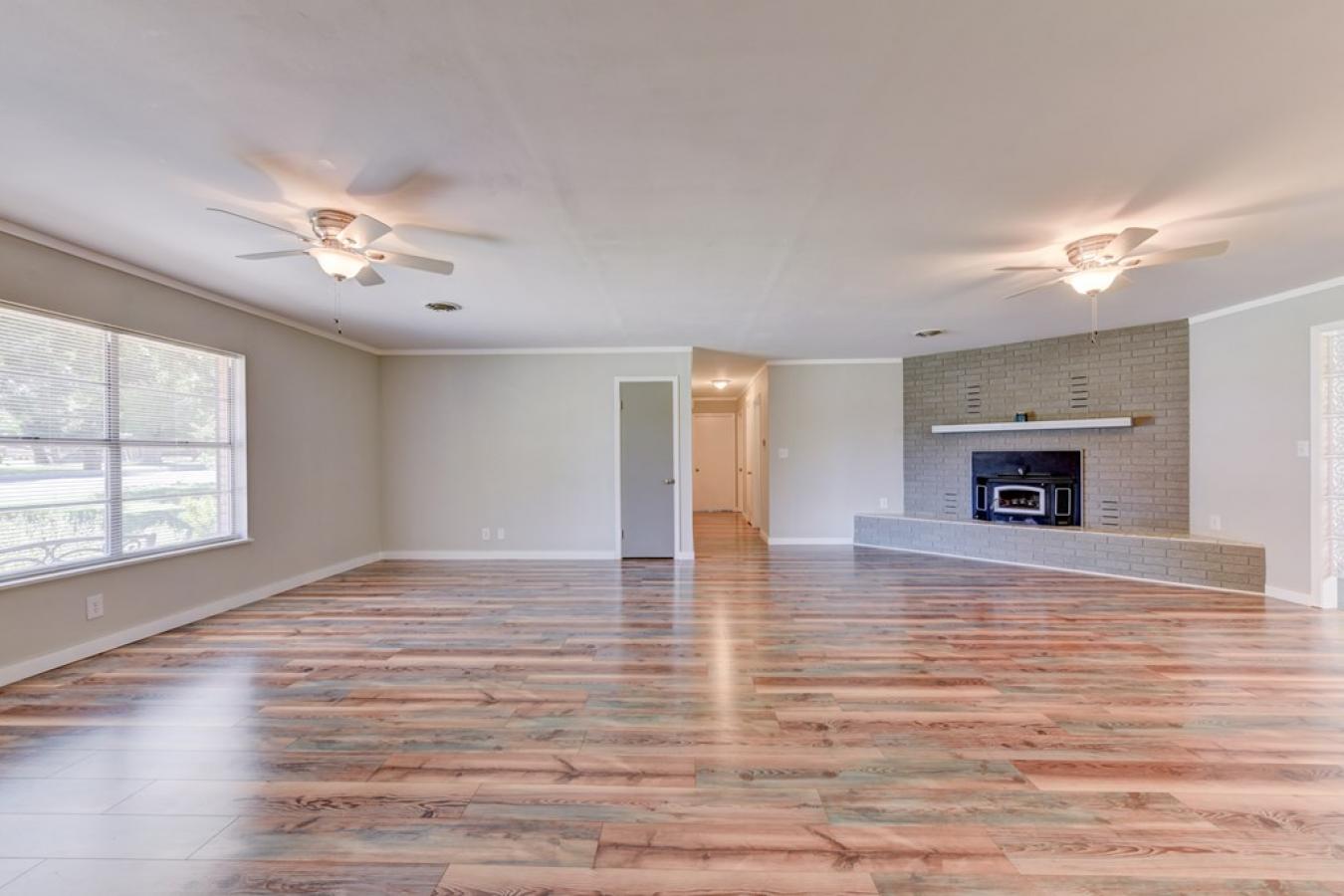 Fredericksburg, Gillespie, 78624, United States, 3 Bedrooms Bedrooms, ,2 BathroomsBathrooms,Residential,For Sale,1910067